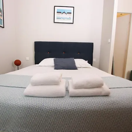 Апартаменты Les De Saint Amand