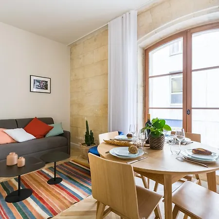 Les De Saint Amand Bordeaux