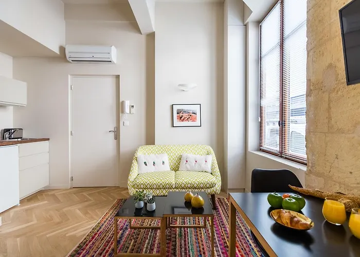 Les De Saint Amand Apartment *