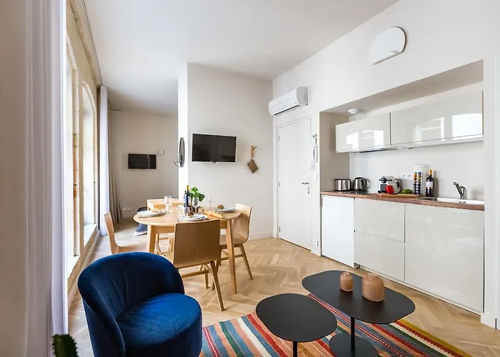 Les De Saint Amand Apartment