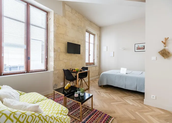 Les De Saint Amand Bordeaux